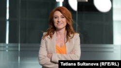 Mariana Rață, în timpul unui interviu în redacția Europei Libere, în 2024