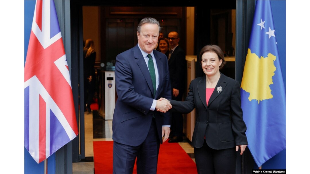 Ministri spoljnih poslova Velike Britanije i Kosova, Dejvid Kameron i Donika Gervala, 4. januar 2024.