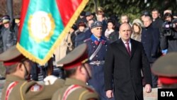 Президентът Румен Радев и вицепрезидентът Илияна Йотова встъпиха в длъжност