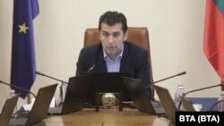 Кирил Петков