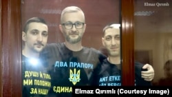 Нариман Джелял, Асан и Азиз Ахтемовы на подконтрольном РФ суде в г. Симферополе, 21 сентября 2022 года