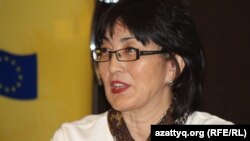 Руководитель фонда «Ар.Рух.Хак» правозащитница Бахытжан Торегожина