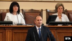 Президентът Румен Радев говори при откриването на есенната сесия на Народното събрание