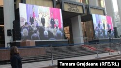 Igor Dodon și ai săi: imagini de la învestirea populară a unui președinte