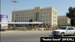 Бинои ҳукумати вилояти Хатлон.