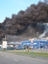 Вночі сили РФ вдарили по території одного з підприємств Мукачева, постраждали 12 людей 