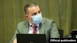 Էկոնոմիկայի նախարարի պաշտոնակատար Վահան Քերոբյանը կառավարության այսօրվա նիստին, 12-ը հուլիսի, 2021թ.