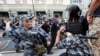 Во Русија протести и локални избори одбележани со апсења