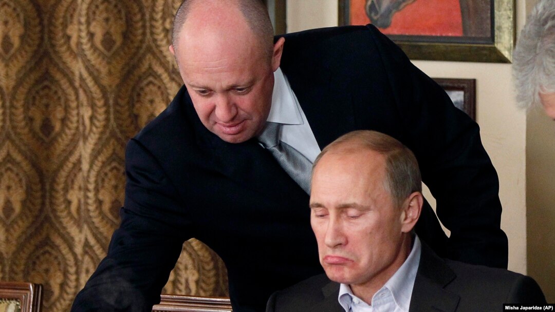 Vjeruje se da Vagner grupu vodi ruski biznismen Jevgenij Prigožin, blizak saradnik predsjednika Vladimira Putina (na fotografiji Prigožin i Putin)