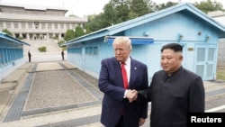 Президентът на САЩ Доналд Тръмп и лидерът на Северна Корея Ким Чен Ун