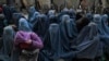 ځینې اقتصاد پوهان او افغانان: د اقتصادي بحران د مهارولو لپاره اساسي کار نه‌ دی شوی