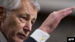 Chuck Hagel adresîndu-se congressmenilor americani