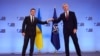 Президент України Володимир Зеленський (ліворуч) та генеральний секретар НАТО Єнс Столтенберґ (фото архівне)