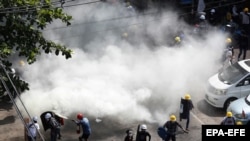Proteste împotriva loviturii de stat din Myanmar