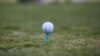 Ingyenes golfklubtagsággal, évente több luxus golfhétvégével, uszodabérletekkel fizettek a korrupcióval vádolt minisztériumi vezetőnek a gördülékeny ügyintézésért (képünk illusztráció)