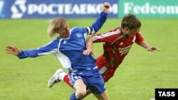Интересно, что легче повысить в российском футболе - качество игры или качество трансляций?