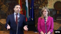 Никола Димитров и Екатерина Захариева