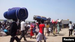 J. Sudan: Izbjegli preživljavaju pijući vodu iz Nila 