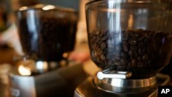 Prețul cafelei a ajuns la un maxim istoric pe burse.