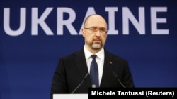 Голова уряду додав, що наступного тижня Україна отримає черговий транш макрофінансової допомоги від ЄС у розмірі 2,5 мільярди євро
