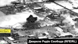 По предварительным данным, беспилотники по меньшей мере семь раз поразили территорию складов, сообщает СБУ