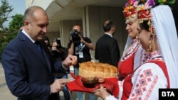На 1 май президентът Румен Радев посети Първомай.