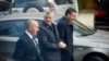 Kryeministri Ramush Haradinaj (majtas), presidenti Hashim Thaçi (në mes), dhe kryetari i Kuvendit, Kadri Veseli (djathtas).